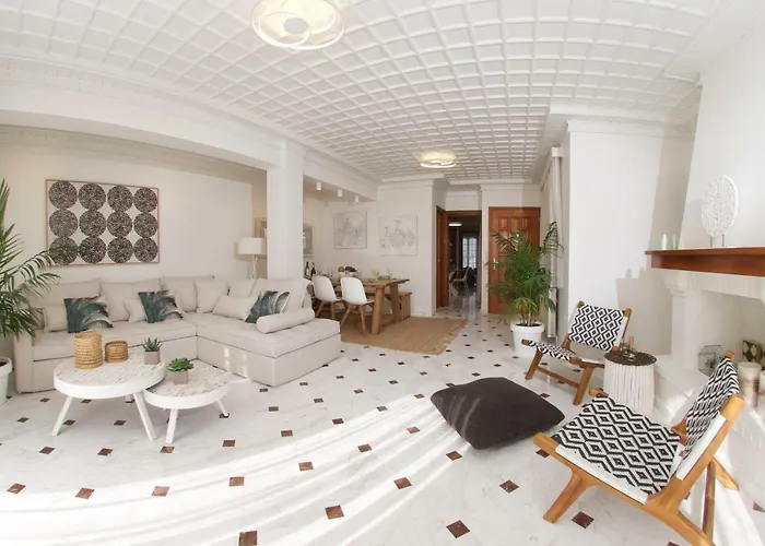 M House Luxury *